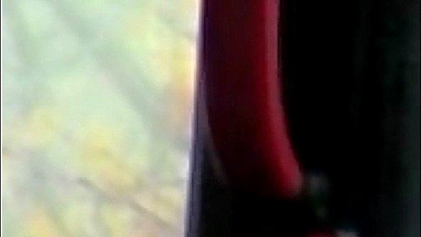 Сисястая первый раз рыжая, порно видео
