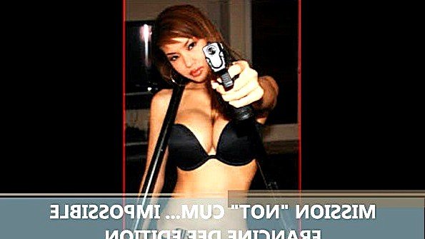 Азиаточка сисястая показывает стриптиз, порно видео